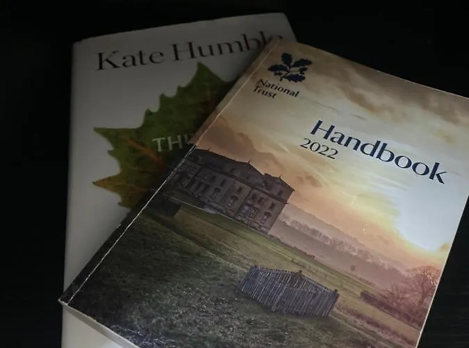 Homestay 27 The Limes 1 *